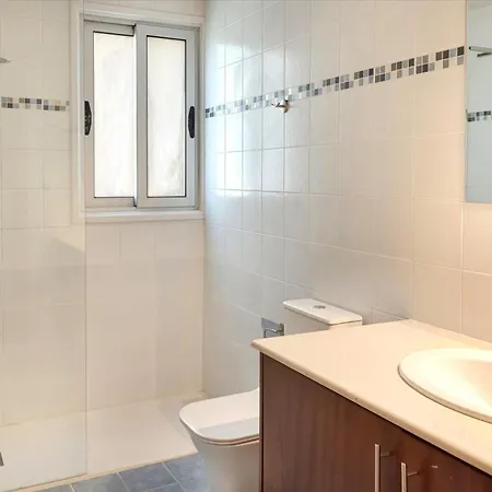 דירה Phaedrus Living Evergreen Flat