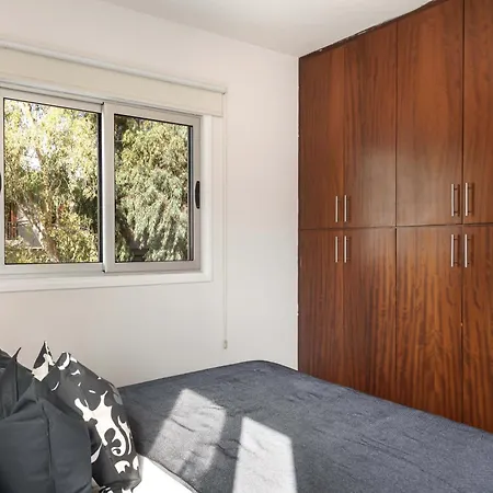 דירה Phaedrus Living Evergreen Flat