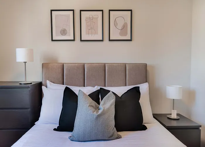 Phaedrus Living Evergreen Никосия